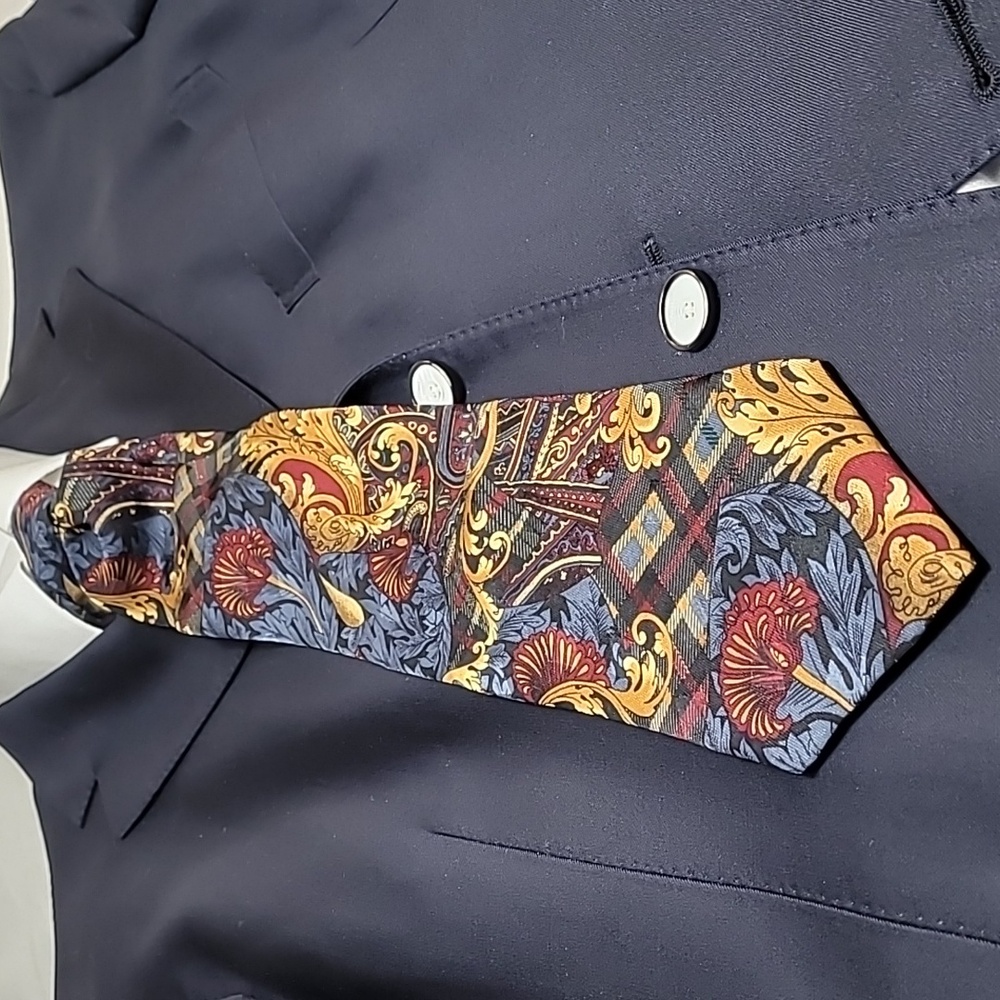 Mezzano sandwashed multi colored paisley silk tie